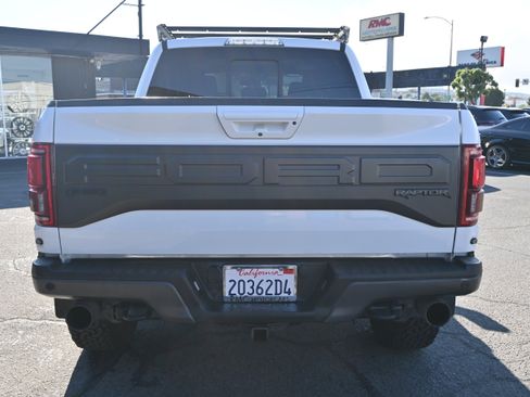 Used 2017 Ford F150 Raptor w/ Equipment Group 802A Luxury AWD/4WD image 18