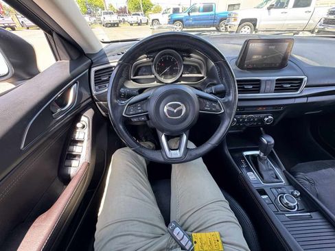 Used 2017 MAZDA MAZDA3 Grand Touring FWD image 29