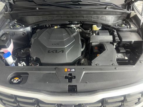 Certified 2024 Kia Telluride S AWD/4WD image 24
