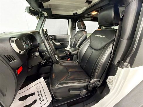 Used 2016 Jeep Wrangler Rubicon w/ Dual Top Group image 21