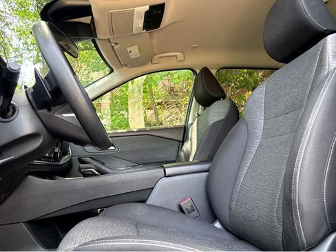 Certified 2023 Nissan Rogue SV FWD image 7