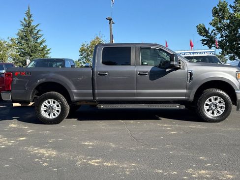 Certified 2022 Ford F250 XL w/ STX Appearance Package AWD/4WD image 3