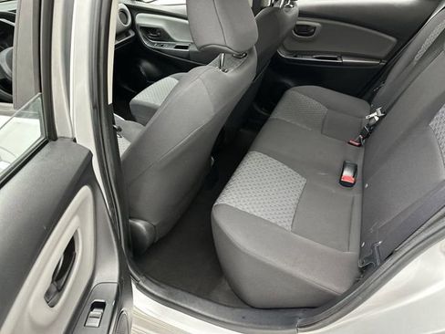 Used 2015 Toyota Yaris L FWD image 21