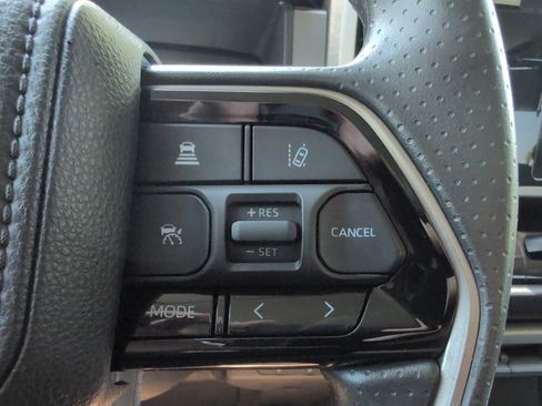 Used 2023 Toyota Tundra SR5 w/ SR5 Convenience Package AWD/4WD image 20