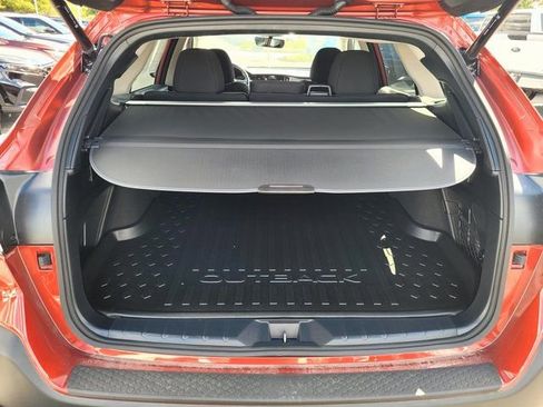 Used 2024 Subaru Outback Premium image 17