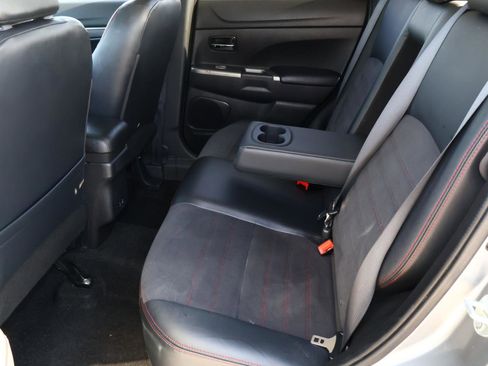 Used 2022 Mitsubishi Outlander Sport SE image 20