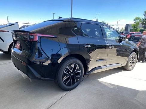 New 2026 Subaru Solterra AWD/4WD image 4