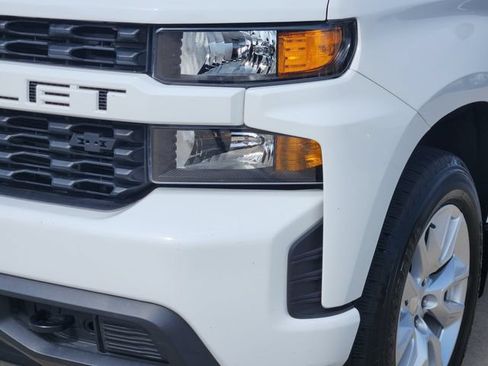 Used 2022 Chevrolet Silverado 1500 Custom RWD image 16