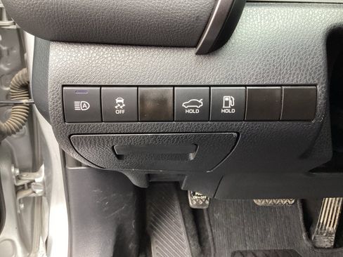 Used 2024 Toyota Camry SE FWD image 26