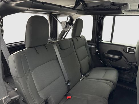 Used 2021 Jeep Wrangler Unlimited Sport AWD/4WD image 43