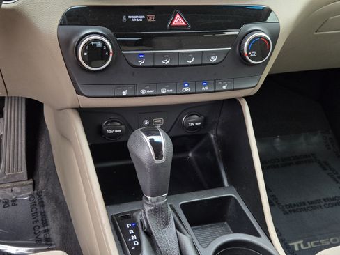 Used 2019 Hyundai Tucson Value FWD image 29