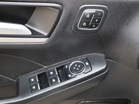 Used 2023 Ford Escape Platinum AWD/4WD image 17