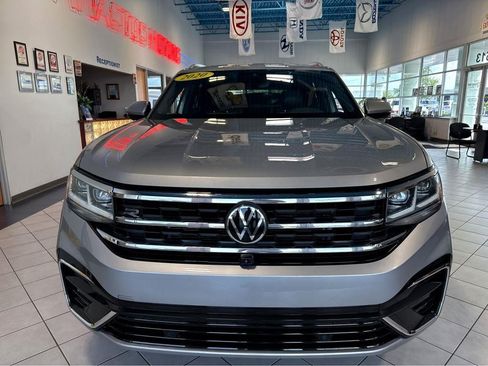 Used 2020 Volkswagen Atlas Cross Sport SEL Premium R-Line AWD/4WD image 2