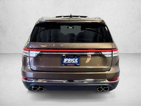 Used 2022 Lincoln Aviator Reserve RWD image 6