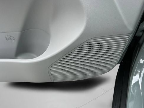 New 2027 Hyundai Kona SEL Sport FWD image 23