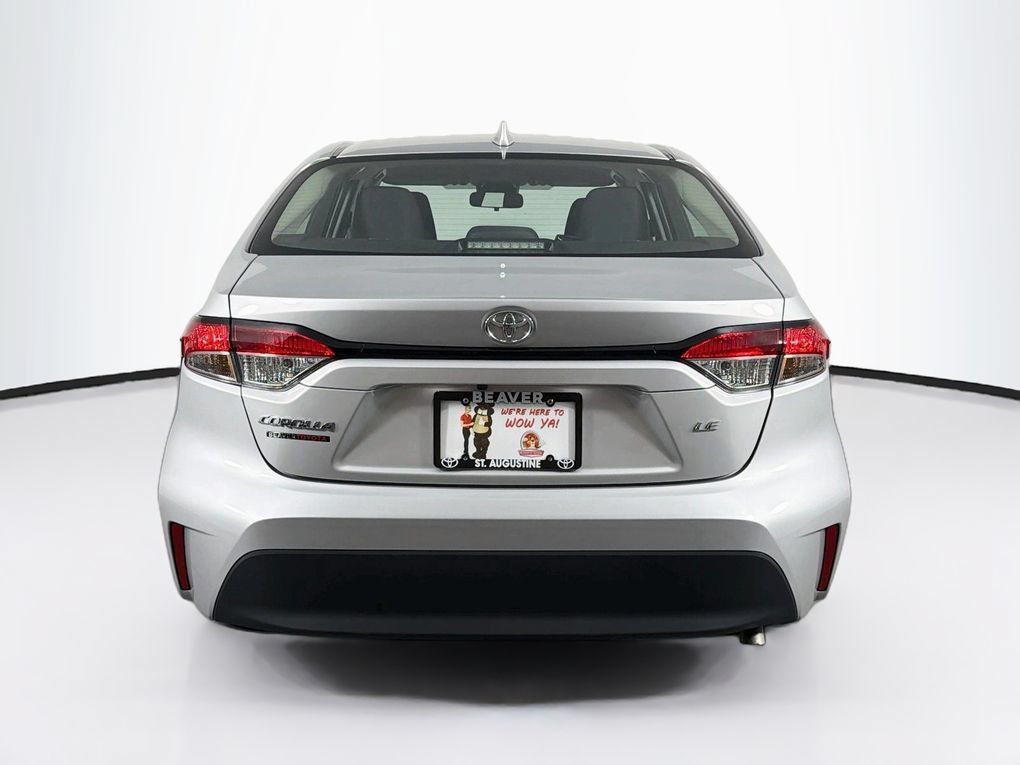 Used 2024 Toyota Corolla LE FWD image 8