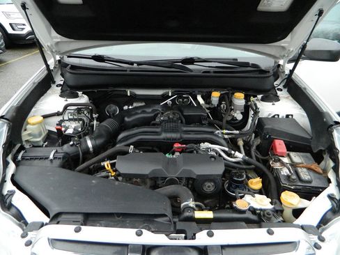 Used 2013 Subaru Outback 2.5i image 22