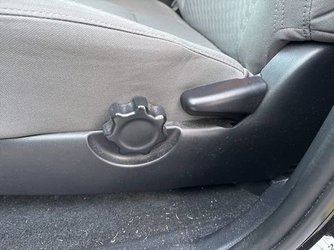 Used 2021 Toyota Tacoma SR image 17