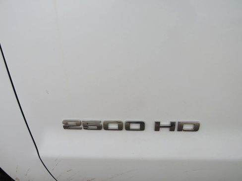 Used 2019 Chevrolet Silverado 2500 W/T w/ WT Convenience Package AWD/4WD image 10