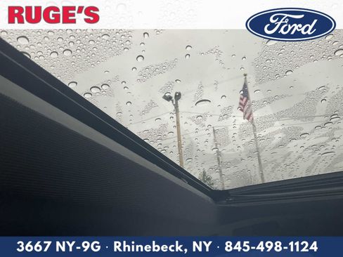 Used 2025 Ford Explorer ST image 28