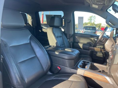 Used 2019 Chevrolet Silverado 1500 LT Trail Boss image 27
