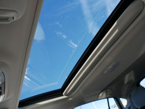 Used 2023 Subaru Crosstrek 2.5i Limited image 32