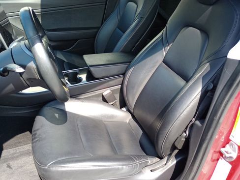 Used 2018 Tesla Model 3 Long Range image 13