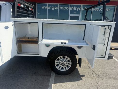 Used 2019 Ford F350 XLT AWD/4WD image 13