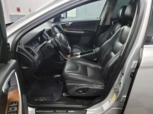 Used 2017 Volvo XC60 T5 Inscription AWD/4WD image 11