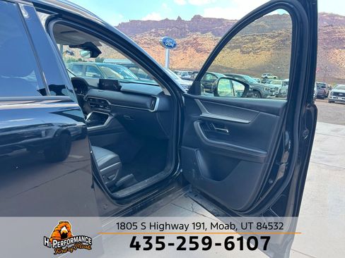 Used 2024 MAZDA CX-90 3.3 Turbo w/ Preferred Plus AWD/4WD image 30