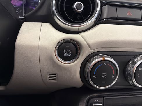 Used 2021 MAZDA MX-5 Miata RF Grand Touring image 17