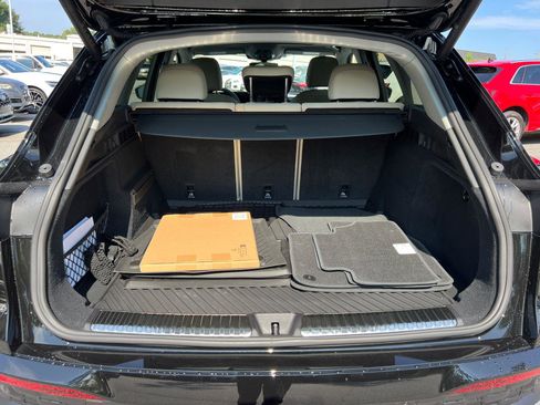 New 2025 Audi Q5 Premium Plus image 12