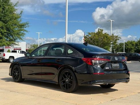 Used 2024 Honda Civic Sport image 8