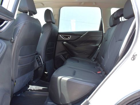 Used 2021 Subaru Forester Limited AWD/4WD image 27