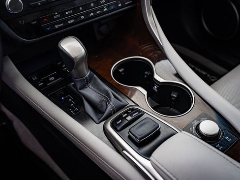 Used 2017 Lexus RX 350 AWD image 33