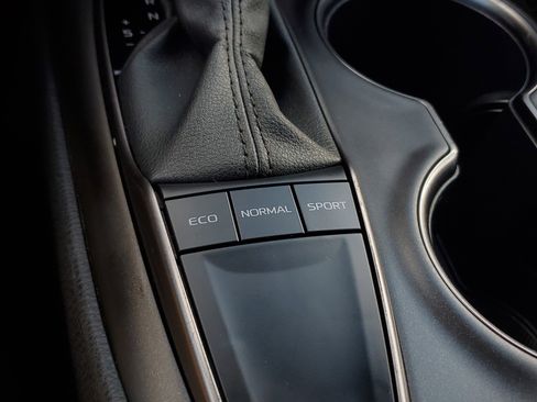 Certified 2024 Toyota Camry SE image 27