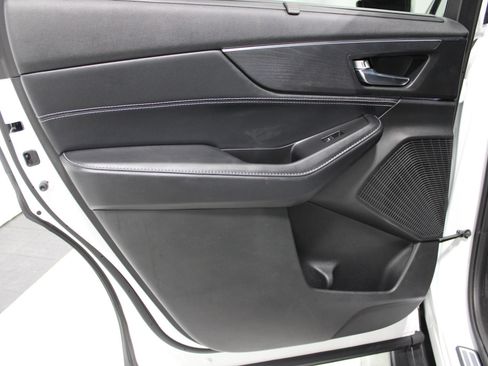Used 2023 Acura MDX SH-AWD w/ Advance Package image 15