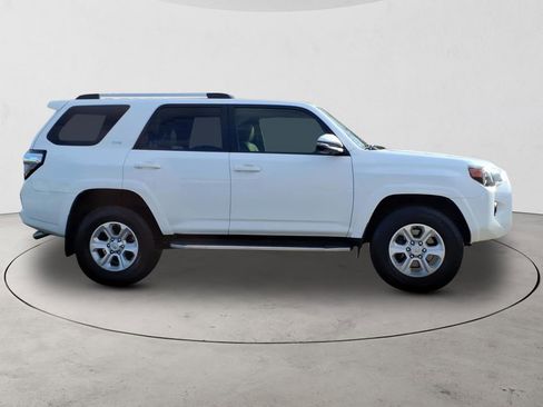 Used 2022 Toyota 4Runner SR5 Premium w/ Moonroof Package image 4