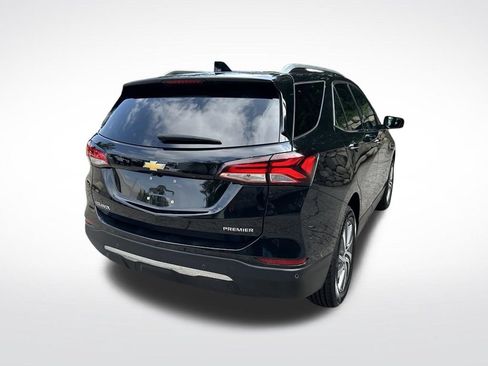 Used 2024 Chevrolet Equinox Premier FWD image 3