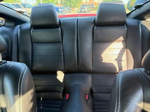 Used 2011 Ford Mustang Premium w/ 203A Rapid Spec Order Code RWD image 22