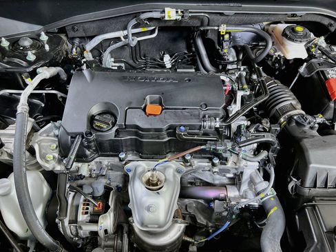 Used 2025 Honda HR-V LX image 27