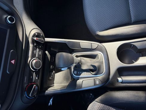 Used 2025 Kia Soul LX w/ LX Technology Package image 35