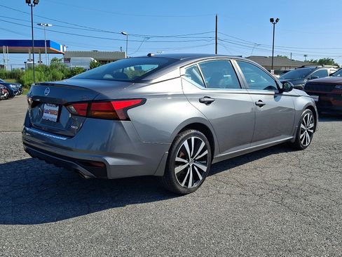 Used 2021 Nissan Altima 2.5 SR AWD/4WD image 6