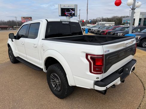 Used 2019 Ford F150 Raptor w/ Equipment Group 802A Luxury image 6