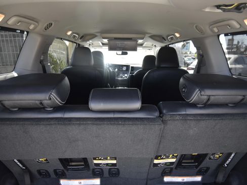 Used 2015 Toyota Sienna SE Premium FWD image 26