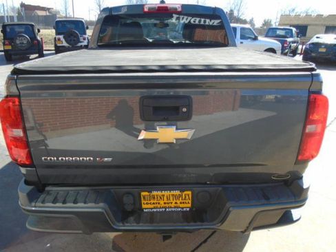 Used 2017 Chevrolet Colorado W/T w/ WT Convenience Package image 8