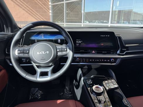Used 2025 Kia Sportage SX Prestige AWD/4WD image 16