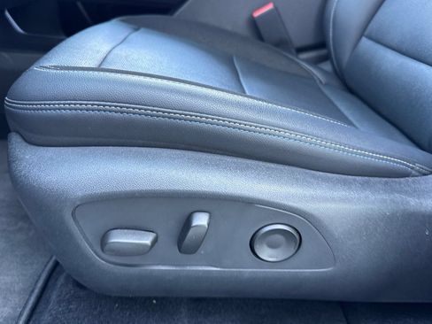 Used 2024 Chevrolet Equinox EV LT w/ LPO, Active Package AWD/4WD image 14
