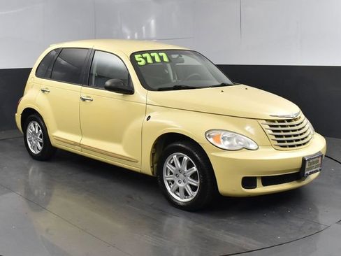 Used 2007 Chrysler PT Cruiser Touring w/ Fleet Value Group I FWD image 1