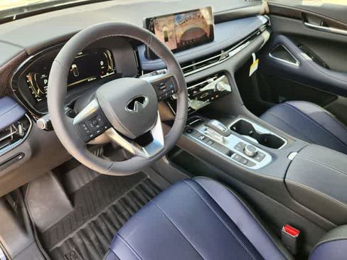 New 2026 INFINITI QX60 Sport image 2